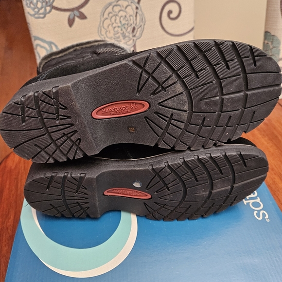 Winter snow boot women Baretraps boots, 8M. Sunta sherling quilted black fabric - Picture 2 of 4